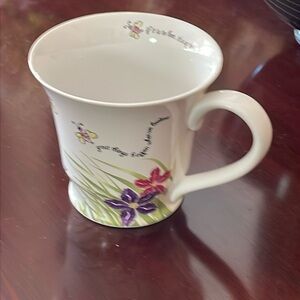 Mary Kay If it’s to Bee mug/Cup